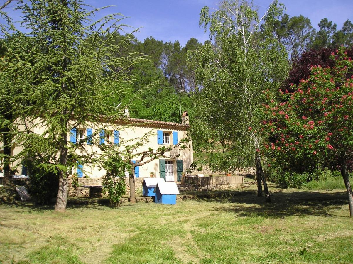 Villa Domaine De La Provenc'Ane Salernes Exterior foto