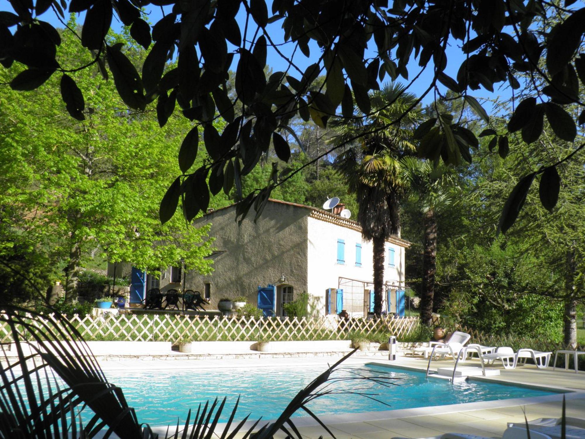 Villa Domaine De La Provenc'Ane Salernes Habitación foto